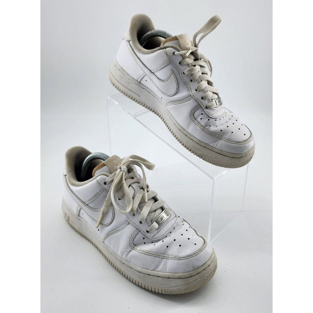 Nike Air Force 1 Triple White Lace Up Sneaker Shoe Style 315115-112 U.S Size 7.5
